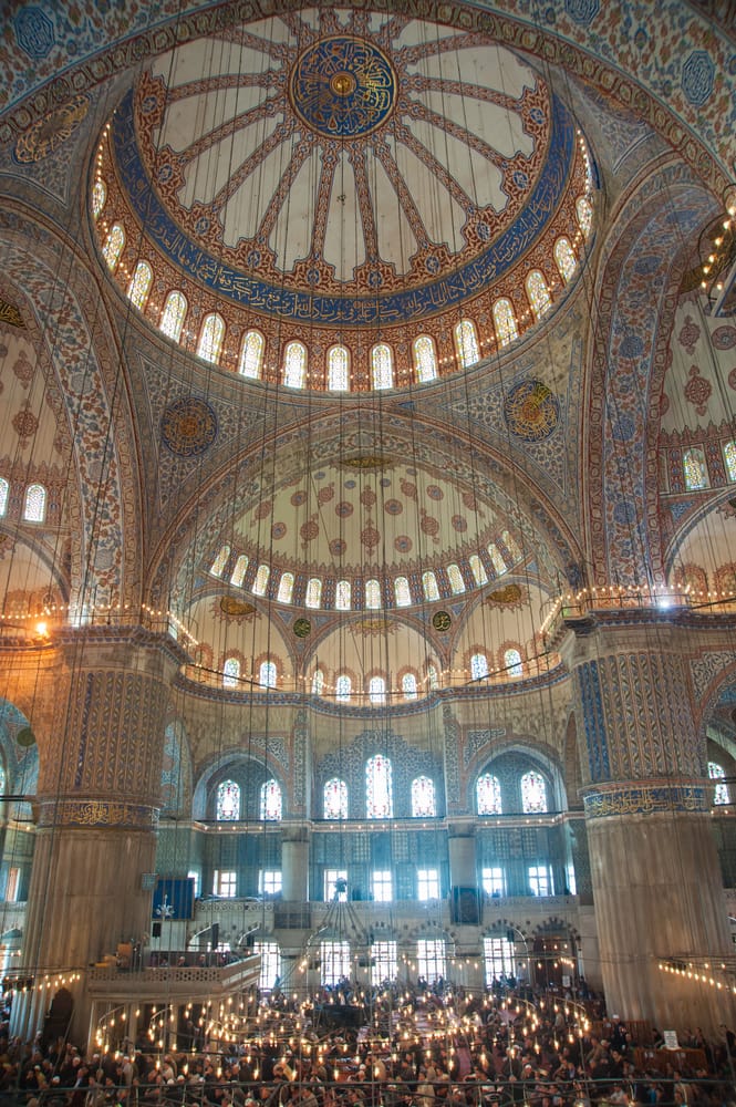 Fatih,i?stanbulturkey, ,4162010:friday,Prayers,In,The,Mosque,Of,Sultan,Ahmet,i?stanbul,turkey